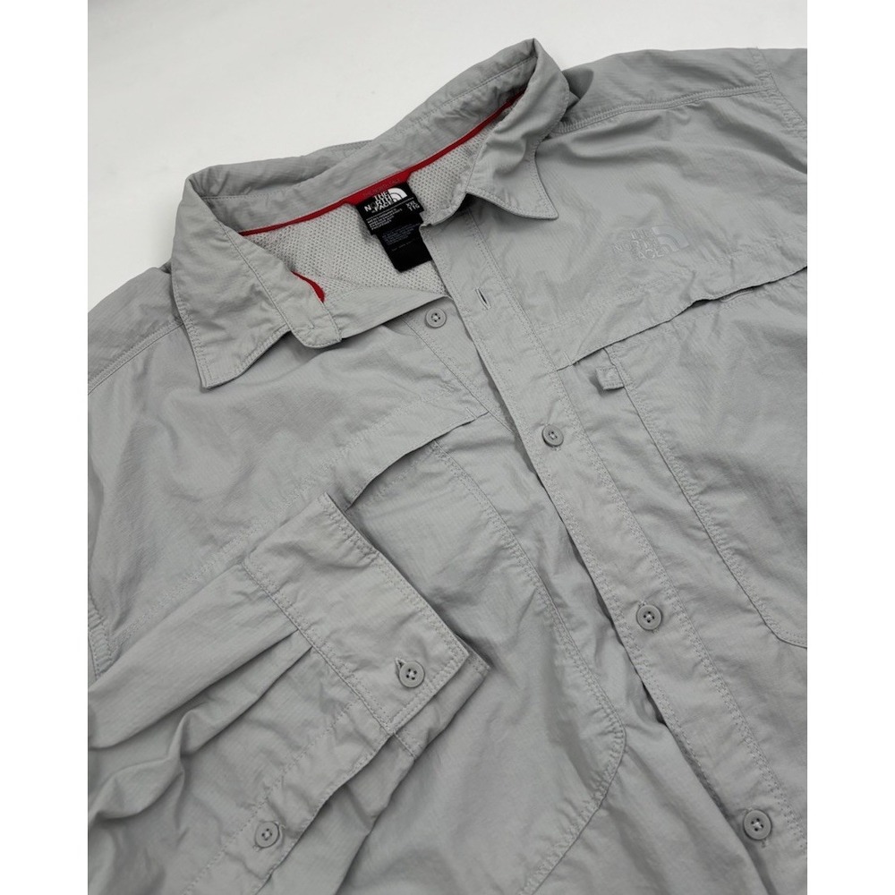 The North Face Men's XXL‎ Nylon Gray Long Sleeve Button Down Fishing Shirt